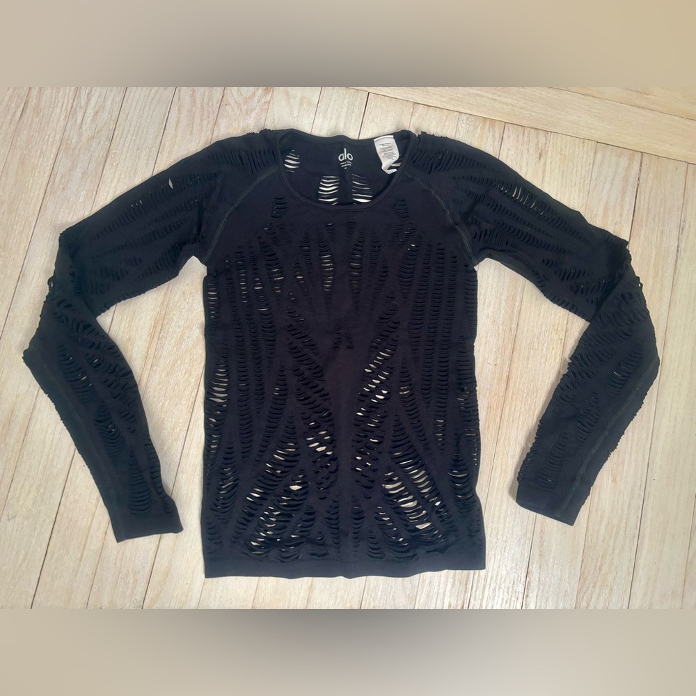 ALO Yoga Black Cutout Long Sleeve Top